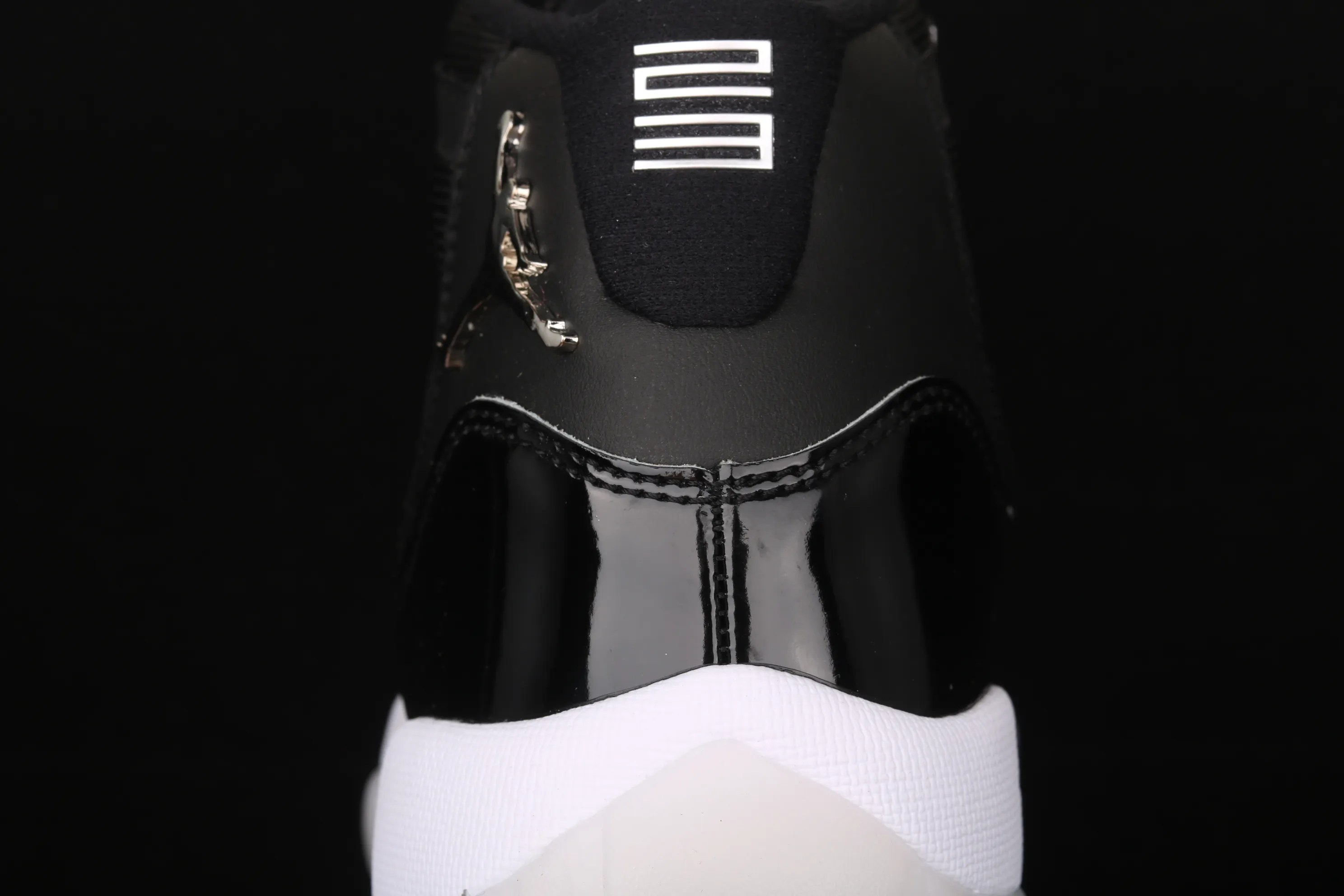 All Categories Air Jordan Jordan Series Basketball Shoes Air Jordan 11 Pure Original Version Air Jordan 11 "25th Anniversary" AJ11 Joe 11 Devil II Genuine Standard Real Carbon 378038-011